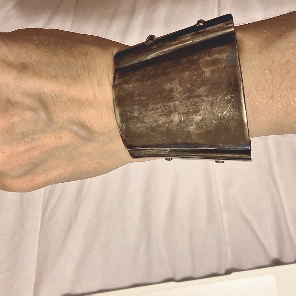 "WONDER WOMAN" Metal Cuff Bracelet